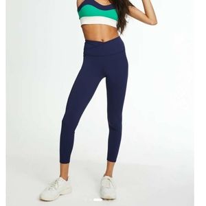 Bandier x Sincerely Jules The Rue Crossover Legging in Navy